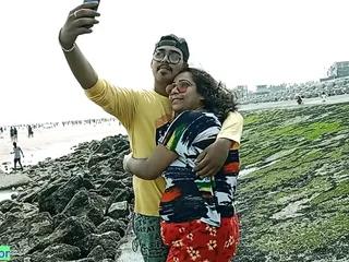 Junges indisches Paar lässt sich beim Sex filmen