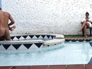 Mein Exfreund fickt mich vor laufender Kamera